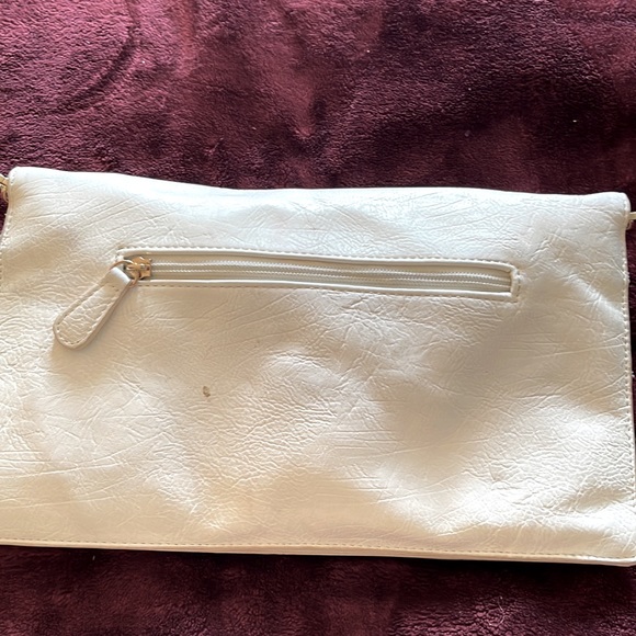 White guess studded guess clutch bag - Picture 2 of 4